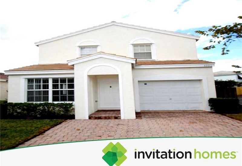 1st image of 3395 Chickee Ln #1