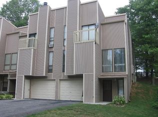 46 Valley Forge Dr, Oak Ridge, TN 37830