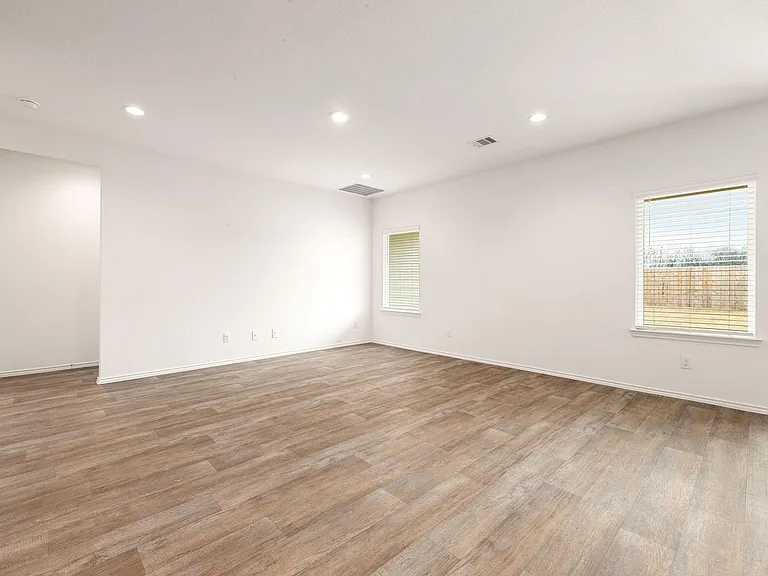 3023 Sycamore Run Ln — Photo 8