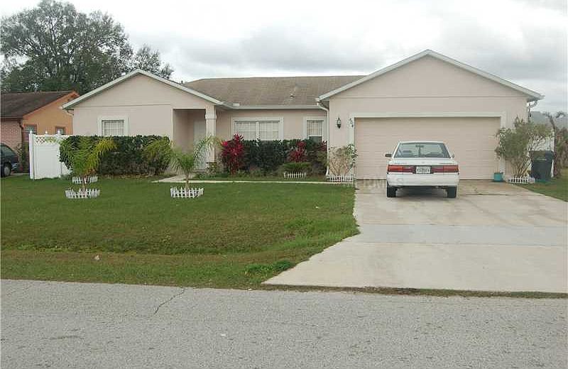 1st image of 604 Dromedary Ct