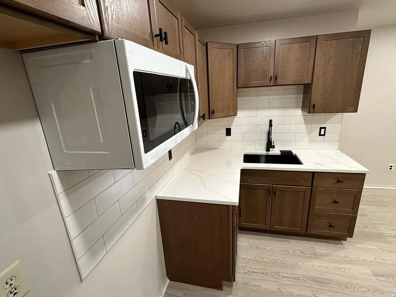 2 bed, 600 sqft, $1,300 — Photo 4