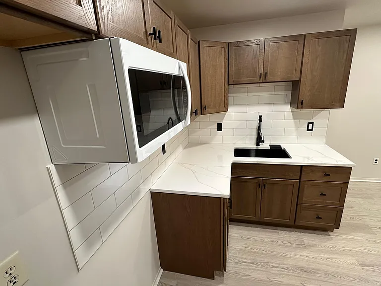 18225 Racho Rd #5 — Photo 4