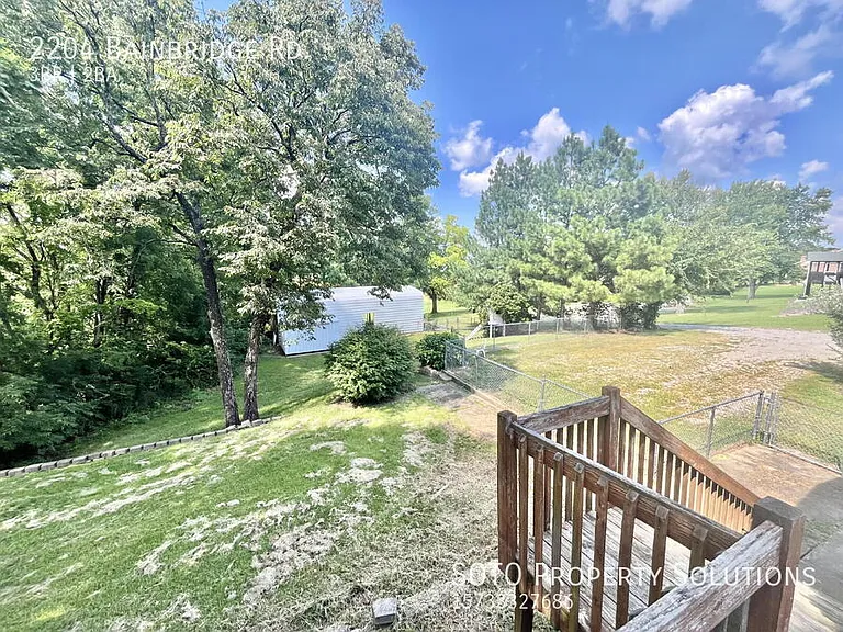 2204 Bainbridge Rd — Photo 58