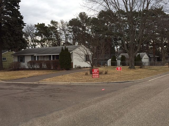 2nd image of 3950 Cranbrook Dr