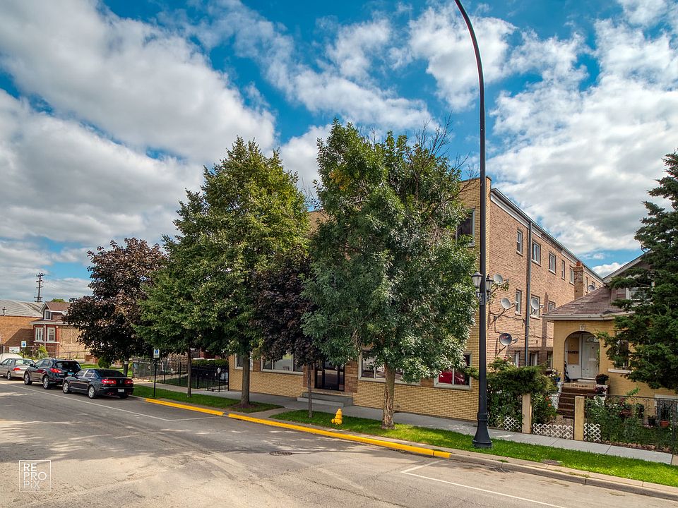 1st image of 1523 S Laramie Ave APT 3F