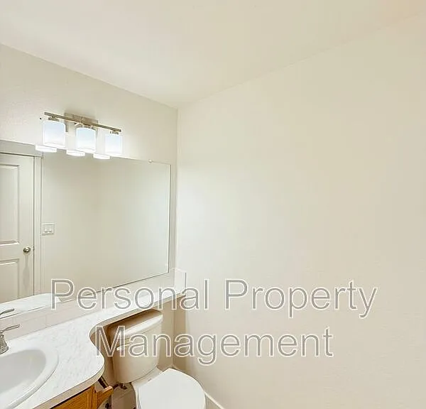 16900 NE 22nd St — Photo 22