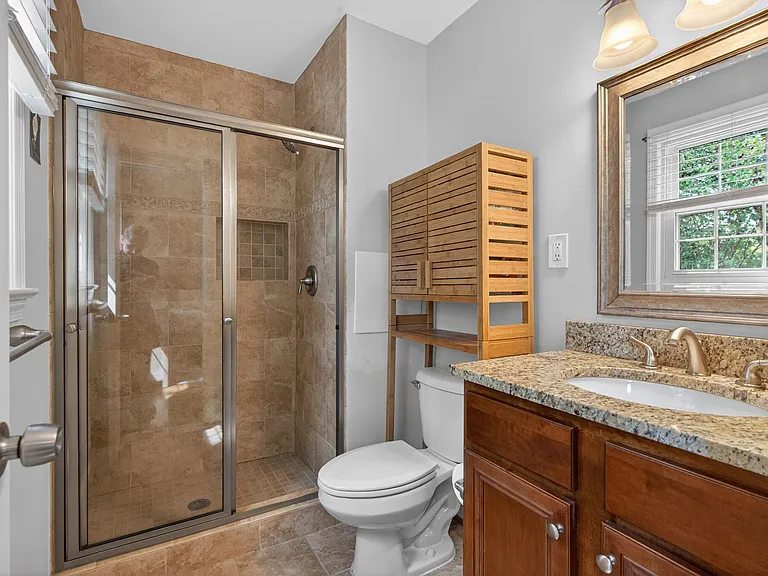 9810 Meadow Valley Dr — Photo 14