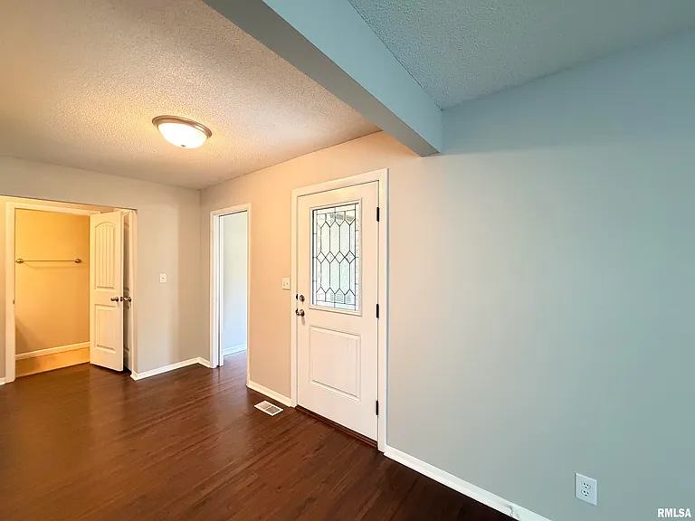 122 W Morningside Dr — Photo 12