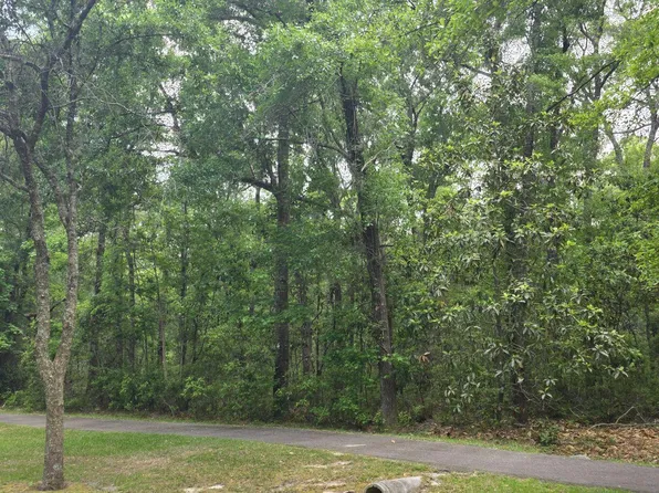 66 Bull Point Dr, Seabrook, SC 29940