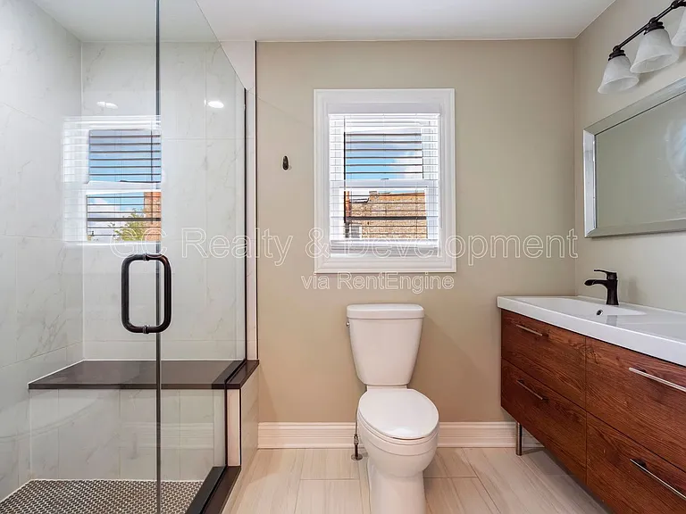 5619 W Irving Park Rd — Photo 10