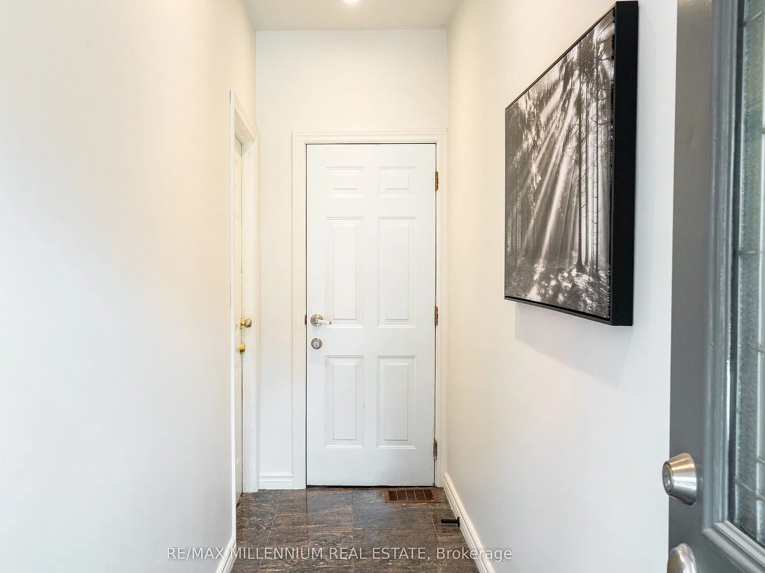 1 bed, $2,300 — Photo 3