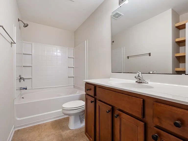 100 Stratford Lakes Dr #265 — Photo 12