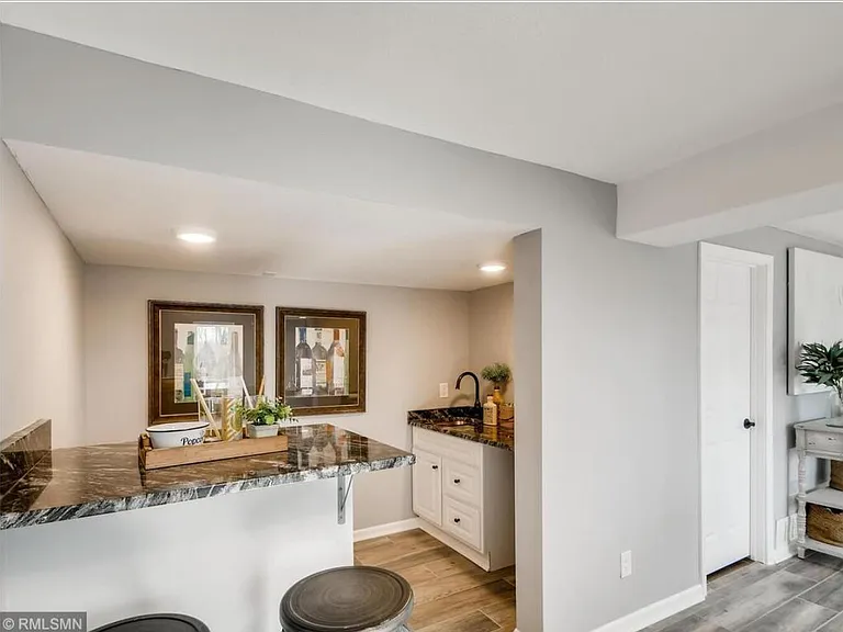14104 Knollway Dr N — Photo 14