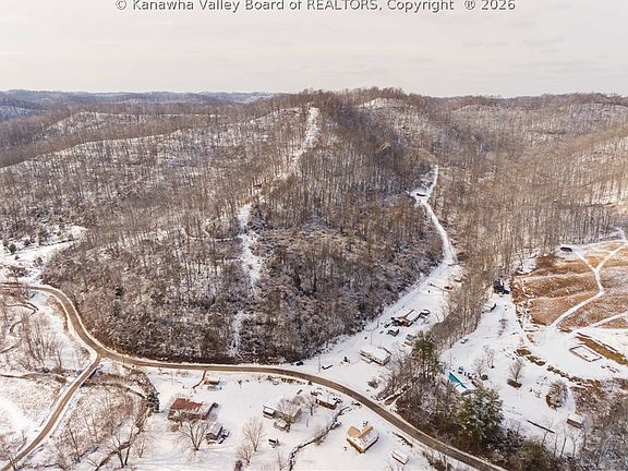 3rd image of 25 Veranda Ln