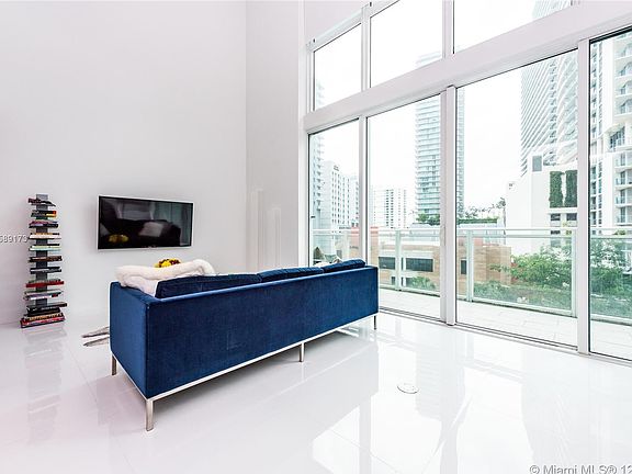 4th image of 1080 Brickell Ave Unit 505