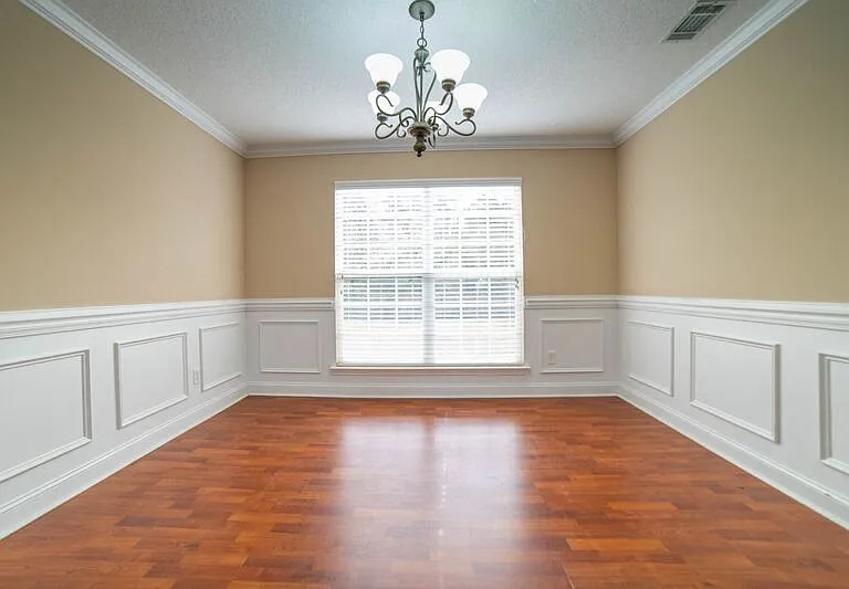 211 Augusta Way — Photo 17