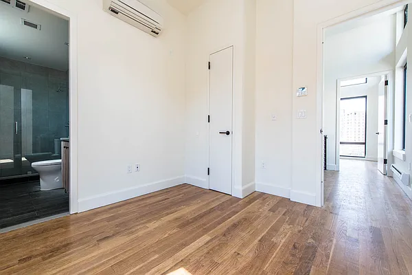 Rented by Nooklyn NYC LLC | media 73