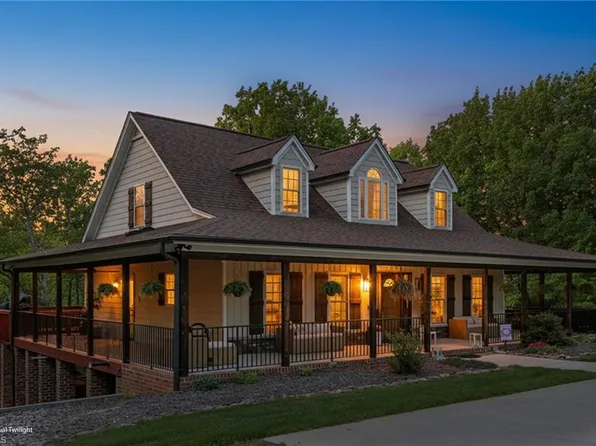 255 Dionne Way, Stokesdale, NC 27357