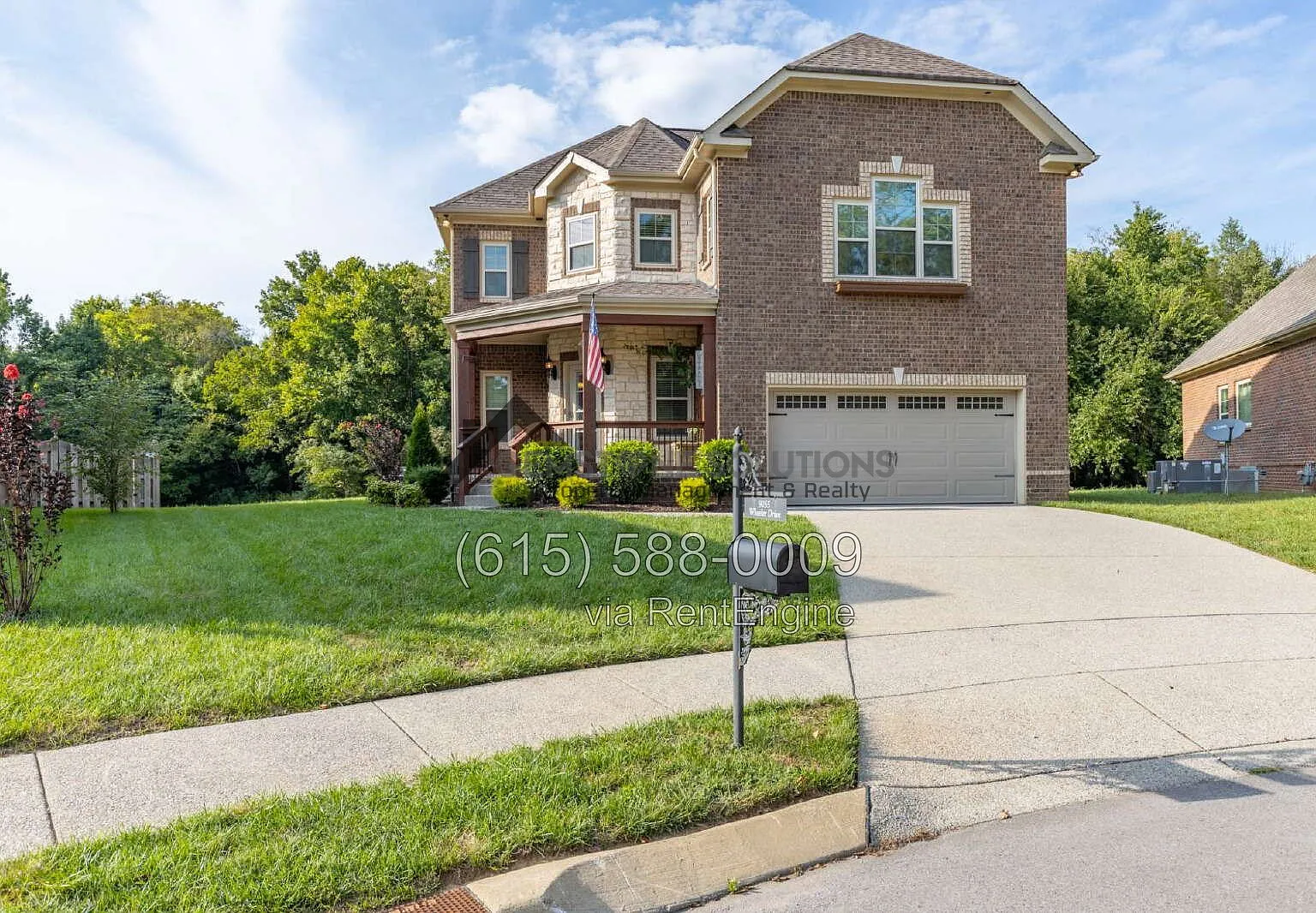 3 bed, 2.5 bath, 2700 sqft, $3,000 — Photo 1