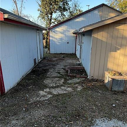 4th image of 8202 E Shady Tree Ln