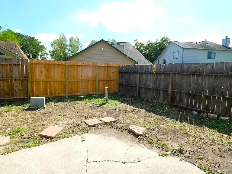 1203 Beckwood Cir — Photo 27