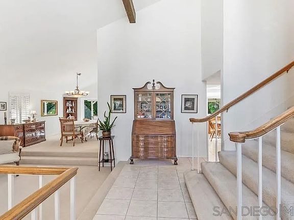 3rd image of 13868 Davenport Ave