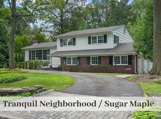 371 Drake Rd, Wyckoff, NJ 07481