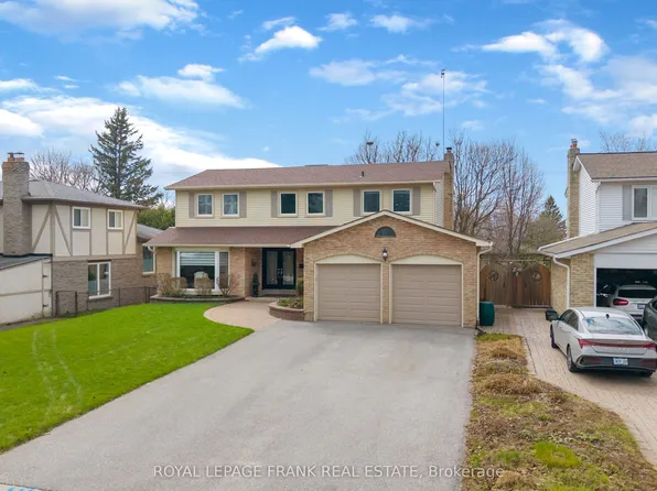 68 Burling Pl, Newmarket, ON L3Y 5W4