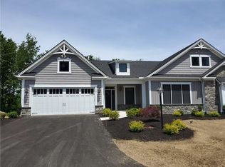 16 River Birch Ln, Webster, NY 14580