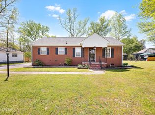 44 Seavers Rd, Jackson, TN 38301
