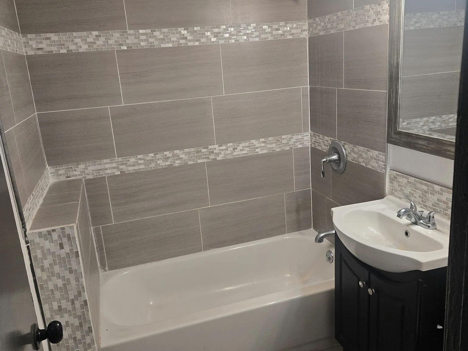 3 bed, 1400 sqft, $3,250 — Photo 4