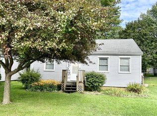 7215 Old Pipestone Rd, Eau Claire, MI 49111