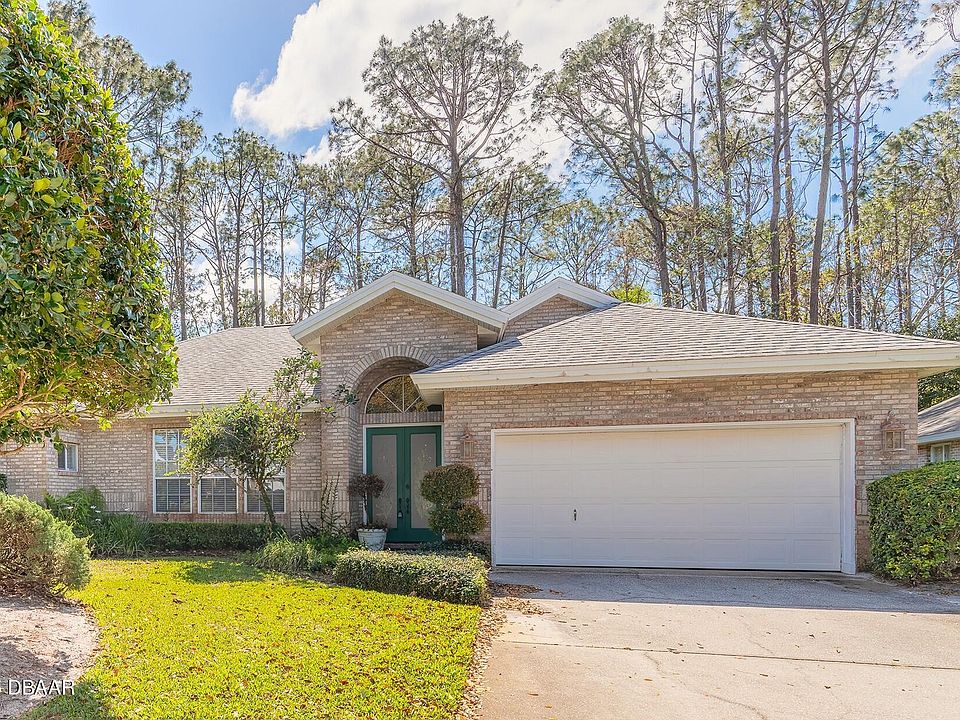 1st image of 33 Carriage Creek Way