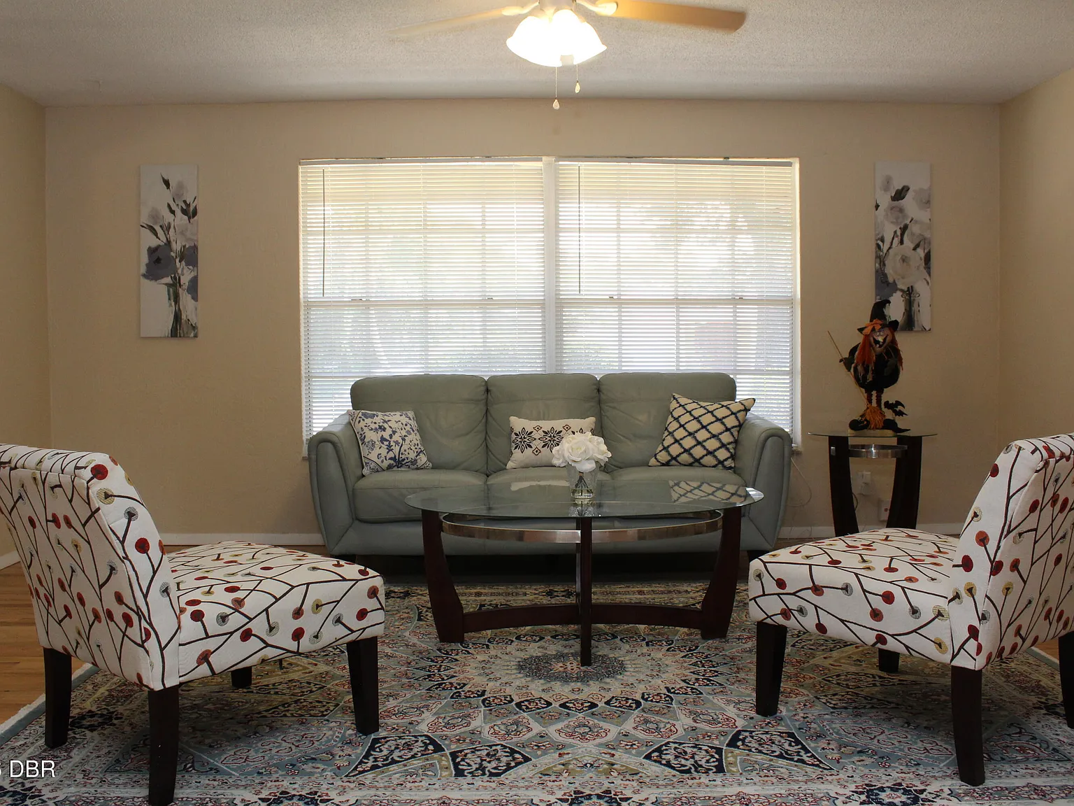 3 bed, 2.0 bath, 2295 sqft, $2,175 — Photo 3