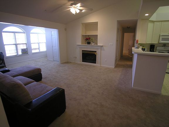 4th image of 6613 Netties Ln #25K