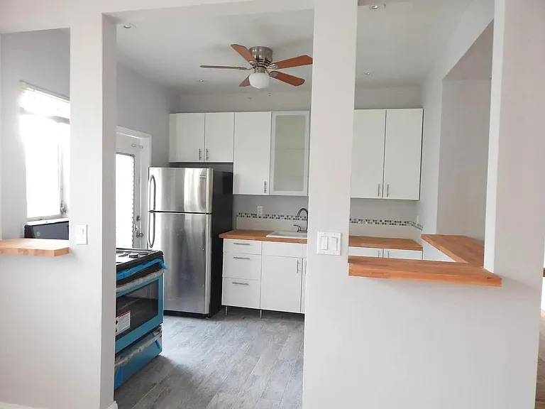 1200 Marseille Dr — Photo 6