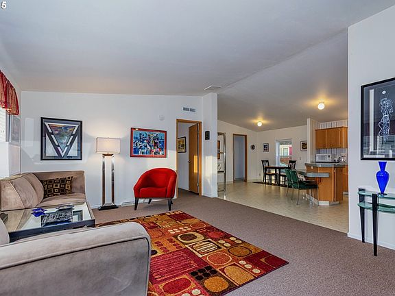 4th image of 14502 NE 52nd Cir
