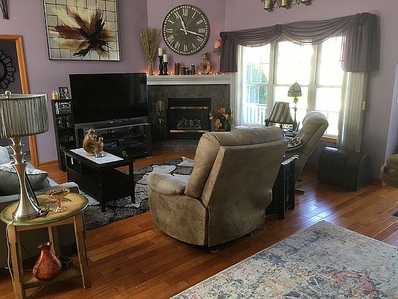 3rd image of 4730 Lancelot Ct