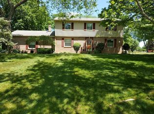 9349 Burning Tree Dr, Grand Blanc, MI 48439