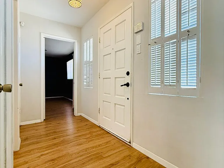 1208 Buehler Dr — Photo 8