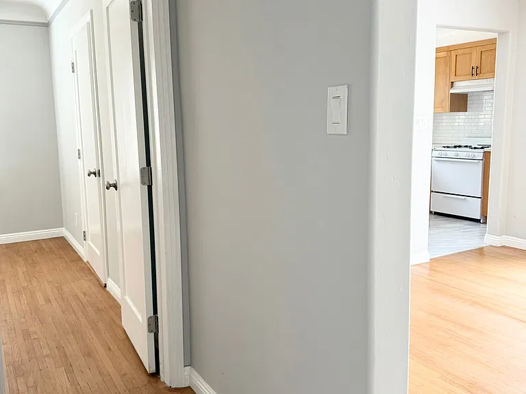 5907 Pickford St — Photo 18