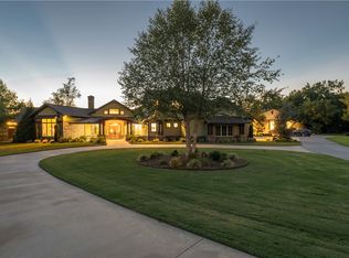 490 Viney Grove Rd, Prairie Grove, AR 72753