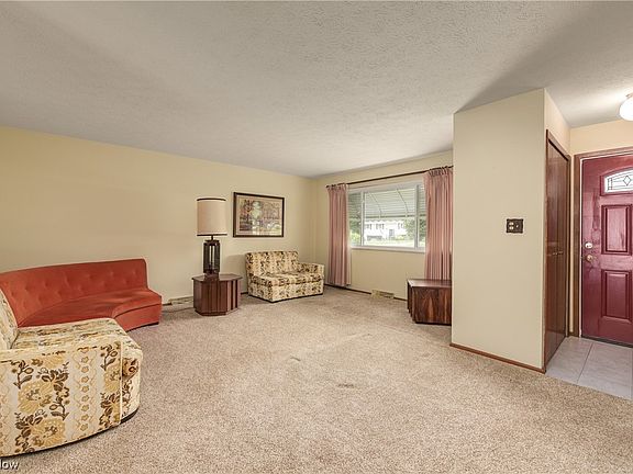 4th image of 8805 Lincolnshire Blvd