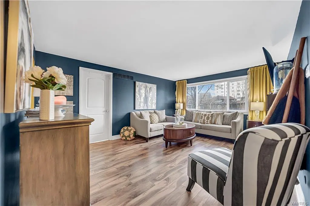 2 bed, 960 sqft, $1,700 — Photo 4