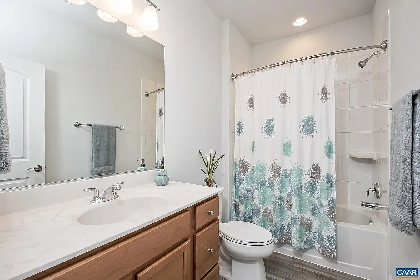 3 bed, 1772 sqft, $3,000 — Photo 3