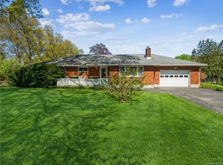 572 Vassar Rd, Poughkeepsie, NY 12603