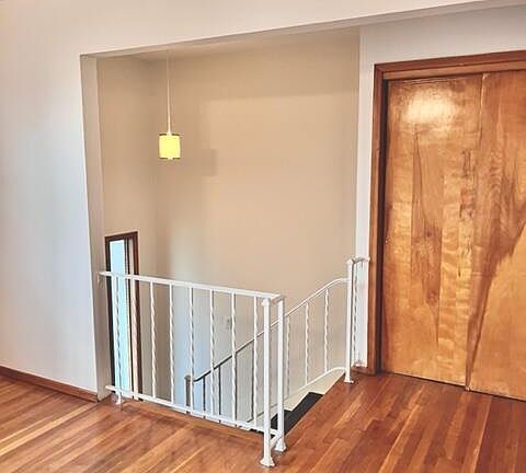 5th image of 4006 Richmond Ave