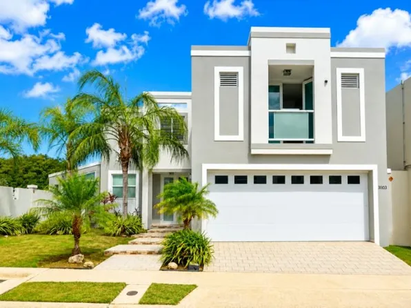 Urb Miraflores 31103 Calle Camelia, Dorado, PR 00646