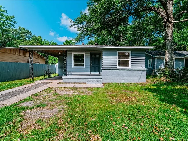 55 Macks St — Photo 1