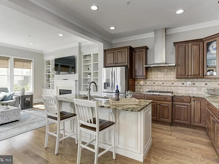 8898 Tawes St — Photo 27
